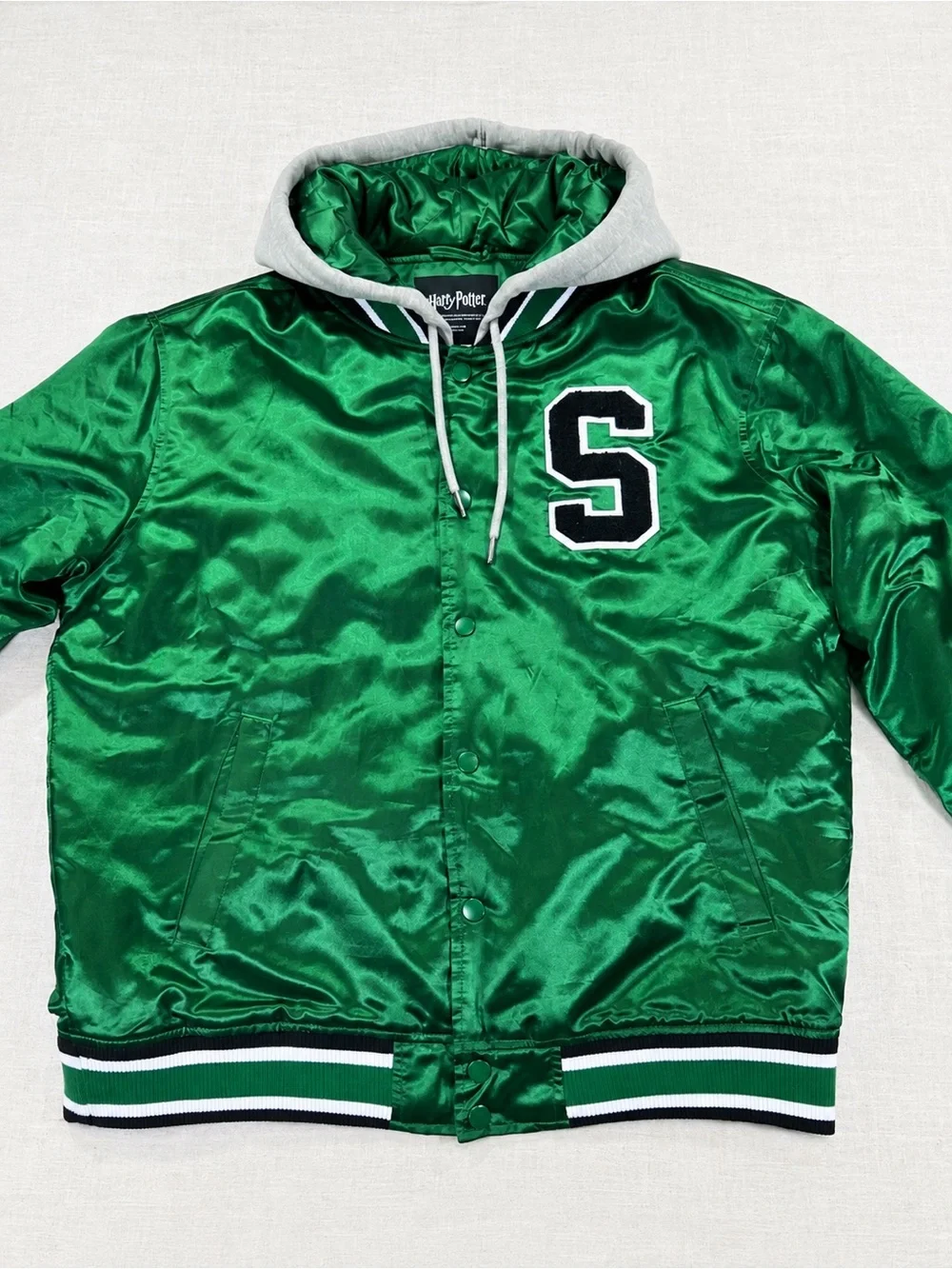 2019 Bioworld Officially Licensed Harry Potter Slytherin Bomber Jacket Size M